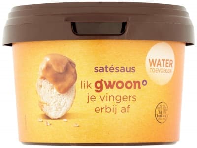 G'woon Satesaus geconcenteerd