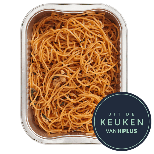 Uit de keuken van PLUS Fijn gebakken mie met kip